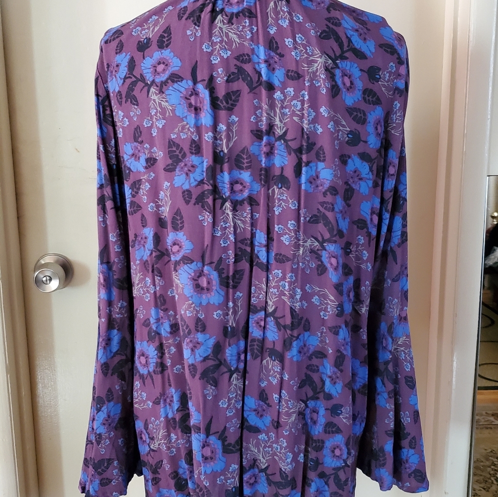 Dress - Picture 3 of 5
